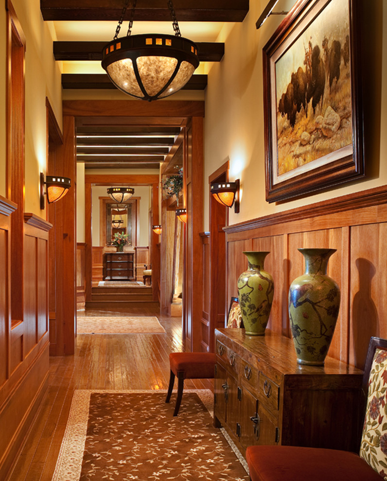 Example of an arts and crafts hallway design in San Diego