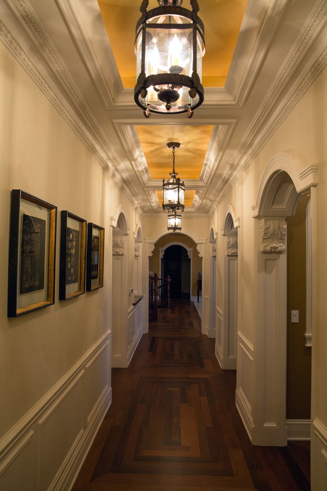 Immagine di un ingresso o corridoio tradizionale