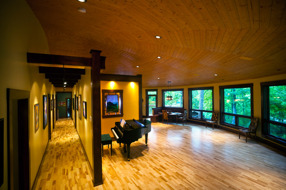 Deltec Home in North Carolina Mountains Hall Other by Deltec