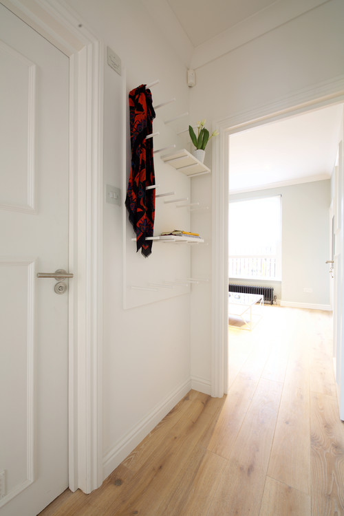 廊下や階段の踊り場などのスペースは インテリアを楽しめる絶好の空間 Houzz ハウズ