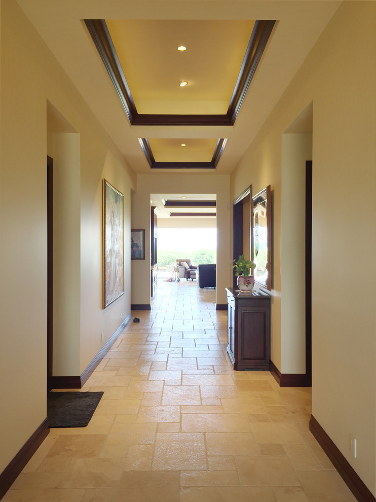 Example of an island style hallway design in Hawaii