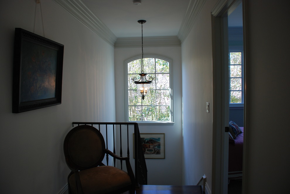 Example of a classic hallway design in San Francisco