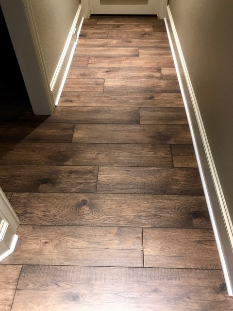High Durabilty Laminate Wood Floors, How To Lay Laminate Floor In A Hallway