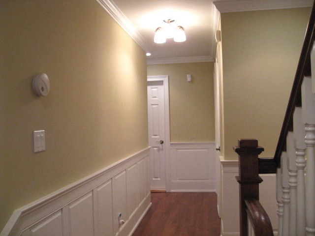 Example of a classic hallway design in New York