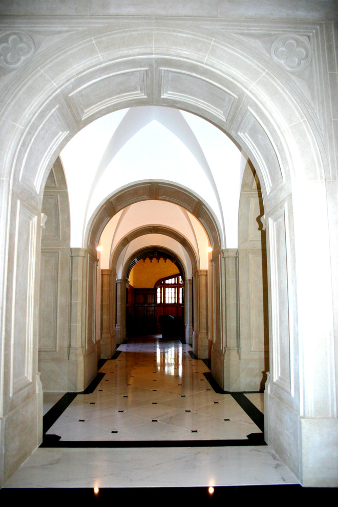 Example of a hallway design in New York