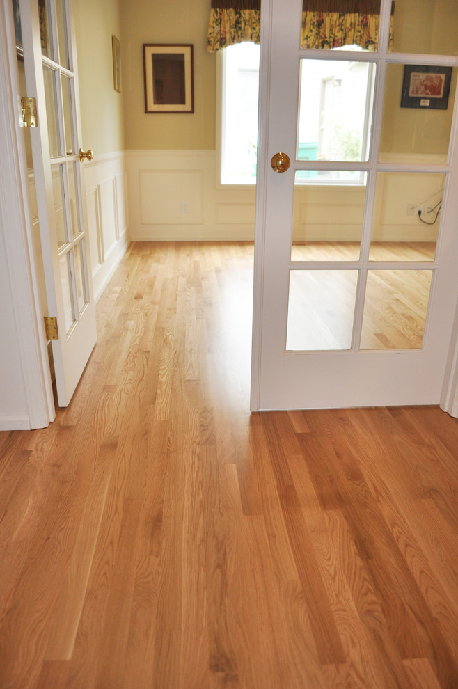 Joe and Susan Hoefs Traditional Hall Seattle by Vision Flooring