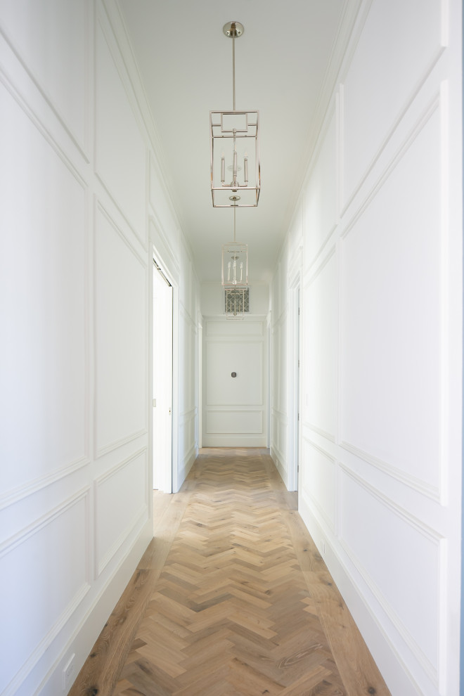 Свежая идея для дизайна: коридор в морском стиле - отличное фото интерьера