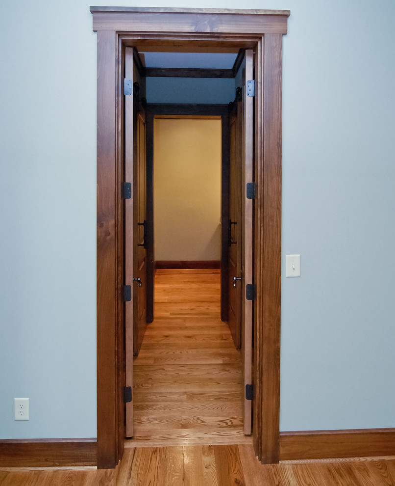 Источник вдохновения для домашнего уюта: коридор в стиле рустика