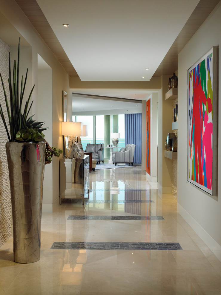 Hallway - contemporary hallway idea in Orlando
