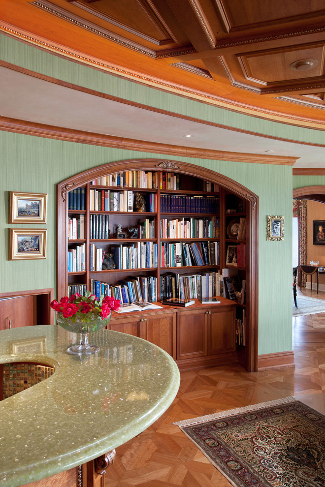 Tuscan hallway photo in Milwaukee