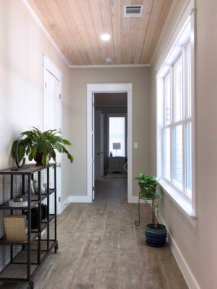 Modern Farmhouse Farmhouse Hall Austin by Castleberry