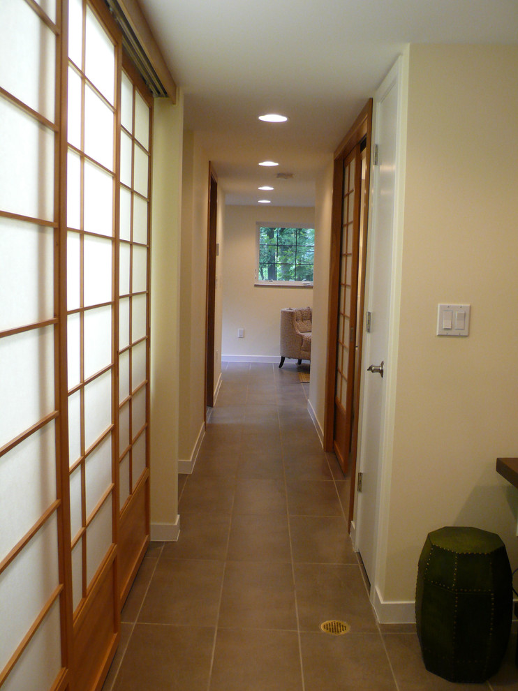 Example of a mid-sized asian hallway design in Detroit