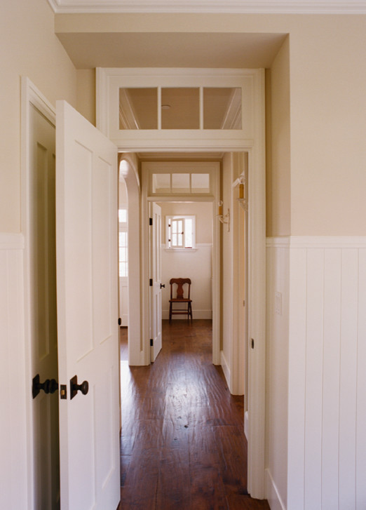 Example of an arts and crafts hallway design in Los Angeles