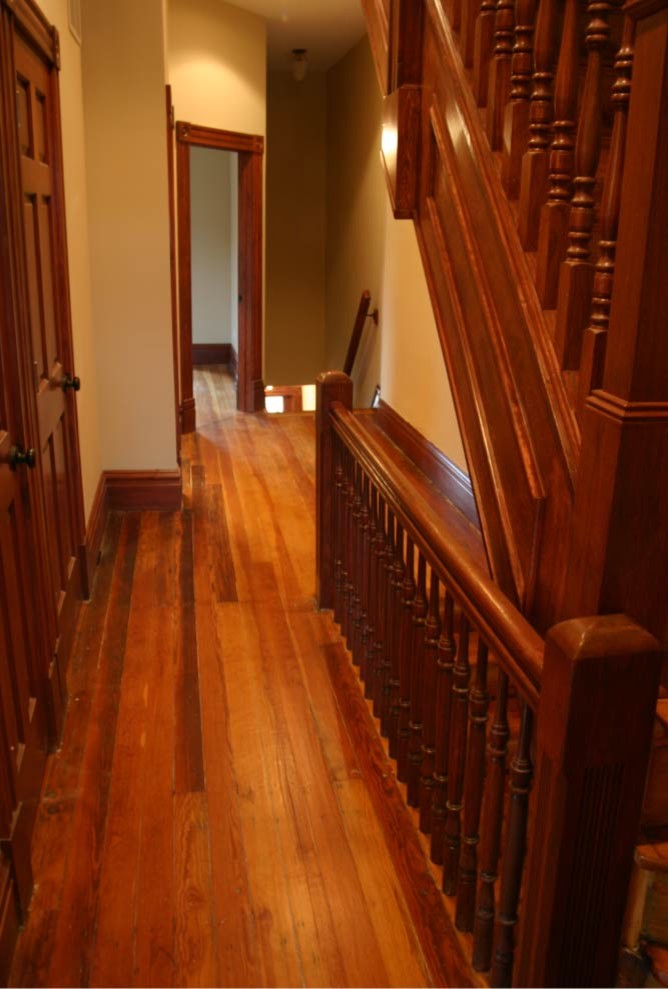 Example of a classic hallway design in St Louis