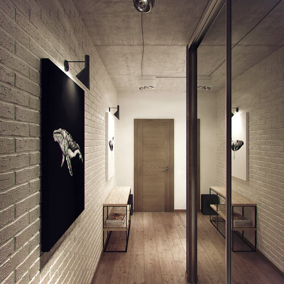 Идея дизайна: маленький коридор в стиле модернизм с бежевыми стенами для на участке и в саду
