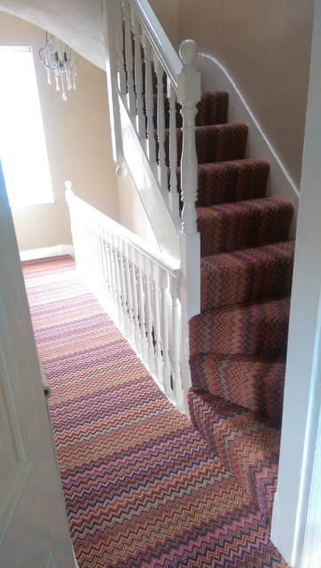 Crucial Trading's Fabulous Diamond Carpet - Contemporain - Escalier -  Autres périmètres - par Wools of New Zealand | Houzz