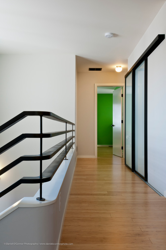 Exemple d'un couloir moderne.