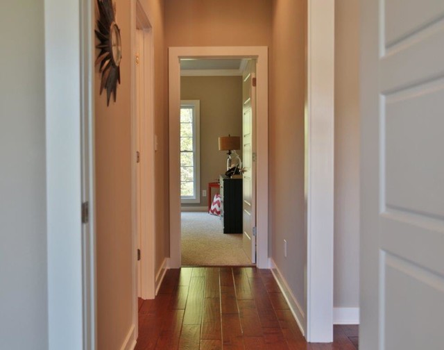 The Enclave at Glen Lakes, Ronald Reagan Home Transitional Hallway