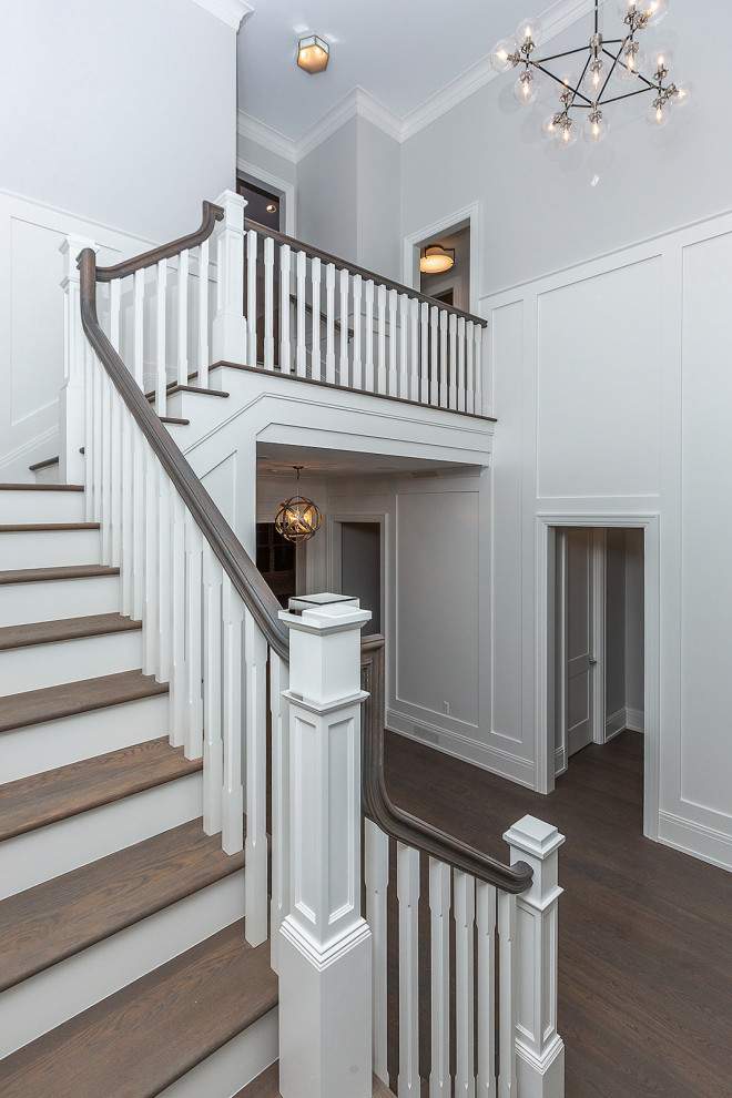 This is an example of an expansive classic staircase in Detroit.