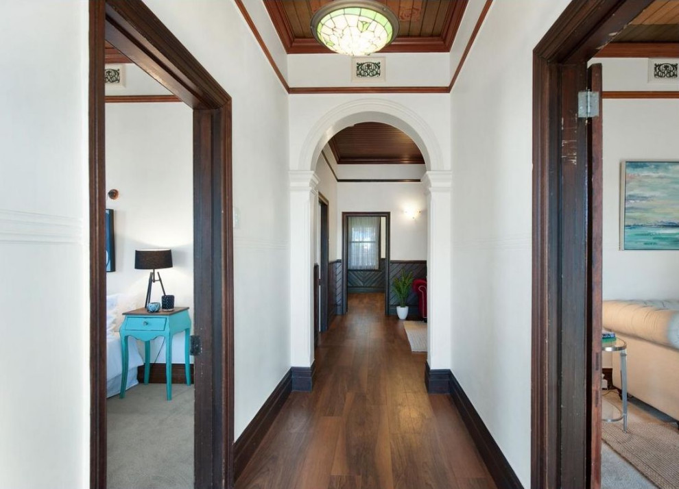 Example of an ornate hallway design in Newcastle - Maitland