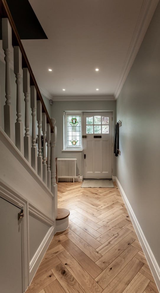 Example of an eclectic hallway design in London