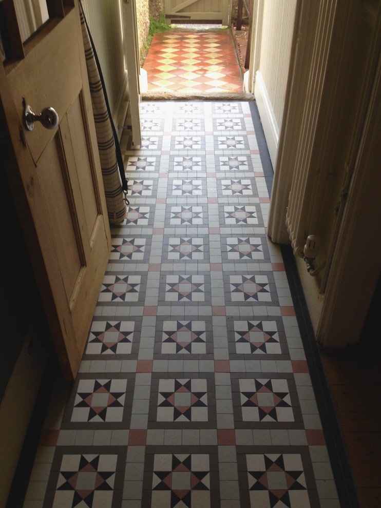 Victorian Style Tiled Hallway Floor Mosaicsbypost Com Img~31014184087b6a39 9 7829 1 6994b52 