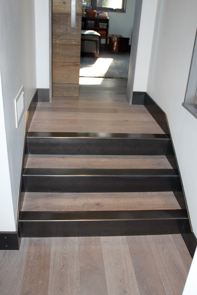 This is an example of a small modern staircase in Sacramento.