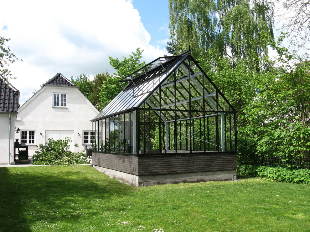 Пример оригинального дизайна: участок и сад в скандинавском стиле