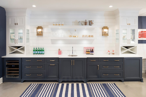 Powder-Coated Hardware for Cabinets in a modern Canadian kitchen