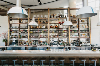 Back Bar Shelving - Klassisch modern - Hausbar - Atlanta - von Skylar