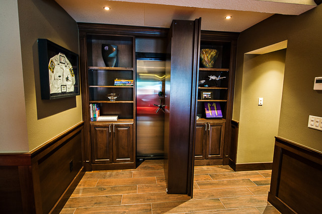 Cigar Room & Vault Room Addition - Traditional - Home Bar - Tampa