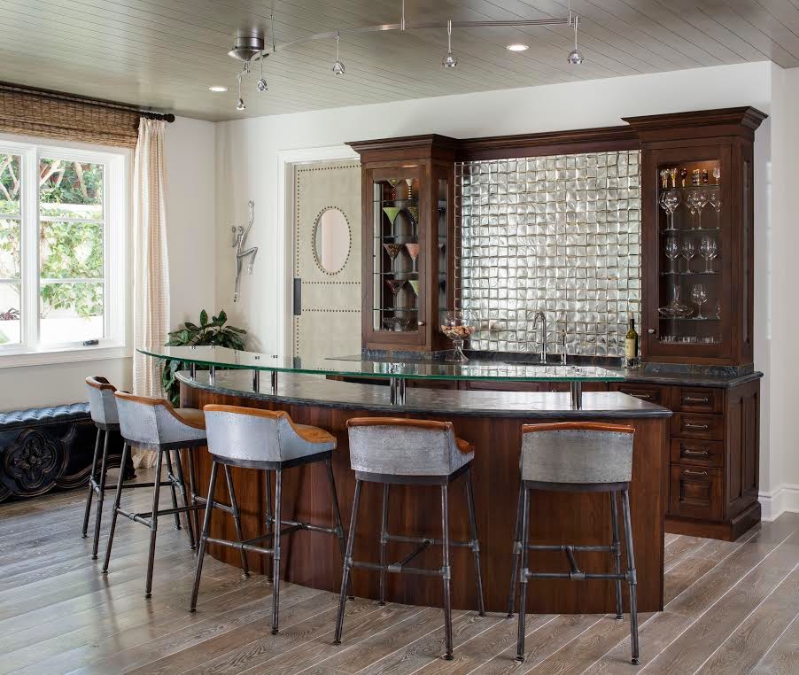 Inspiration for a classic home bar in Orange County.