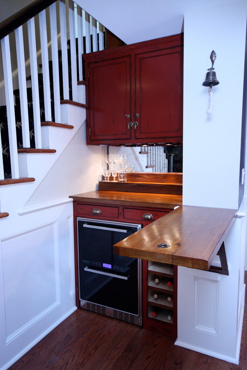 Custom Bar Unit Traditional Home Bar New York by Gil Mill