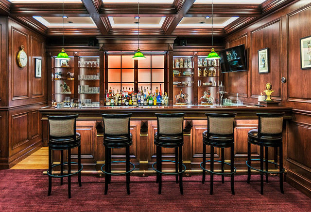 English Gentleman's Bar - Traditional - Home Bar - Denver - by Futurian  Systems | Houzz