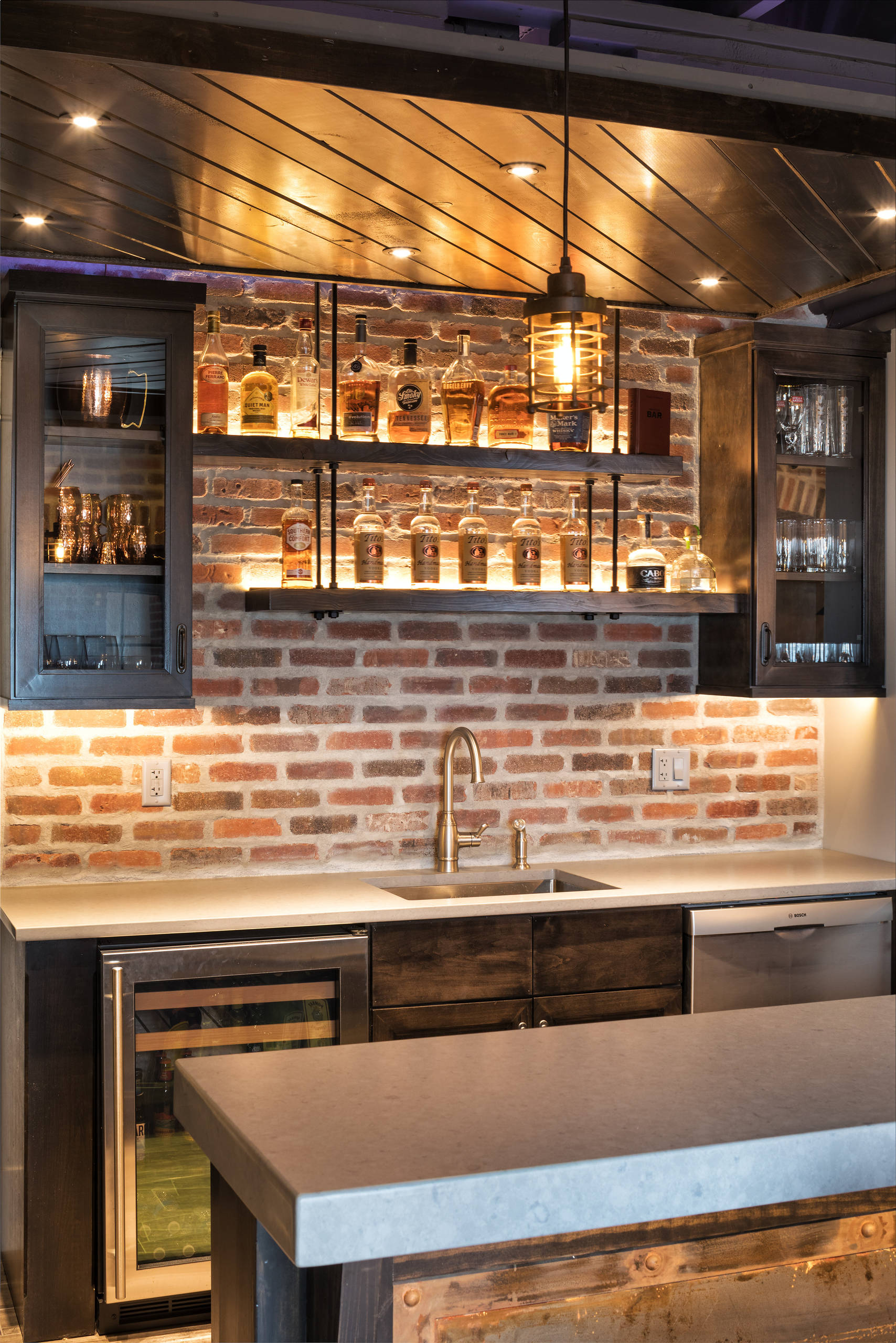 18 Beautiful Industrial Home Bar Ideas & Designs   September 18 ...