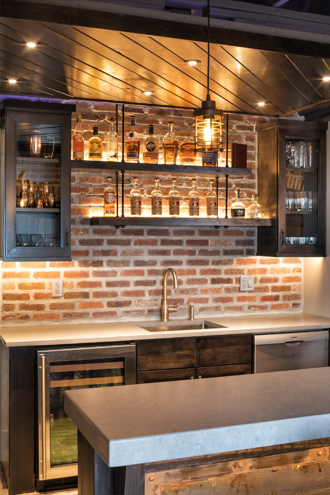 Example of an urban home bar design in Chicago