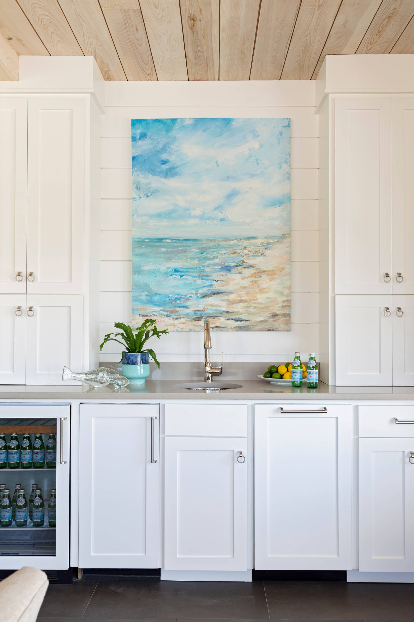 Backsplash Coastal Theme Home Bars