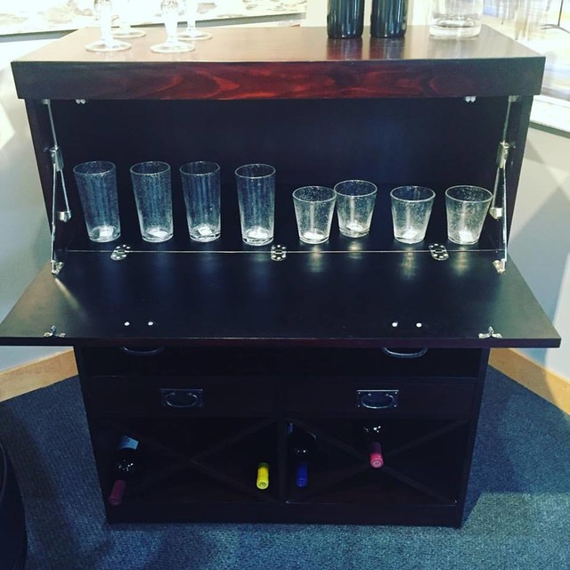 Kendal Mini Bar Clásico Bar en casa Houston de Billiard Factory