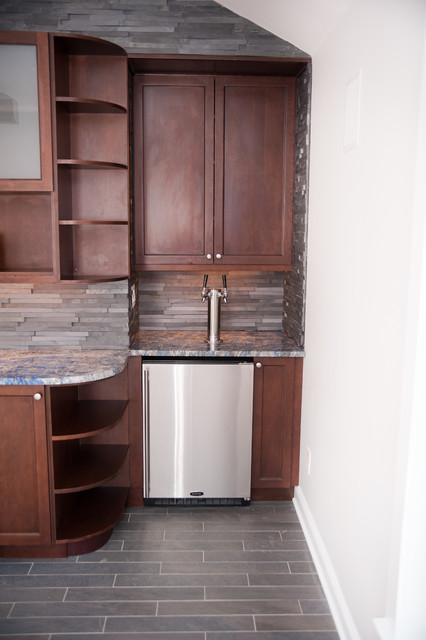 NJ Home Bar With Kegerator - Transitional - Home Bar - New York - by Pro  Skill Construction | Houzz IE