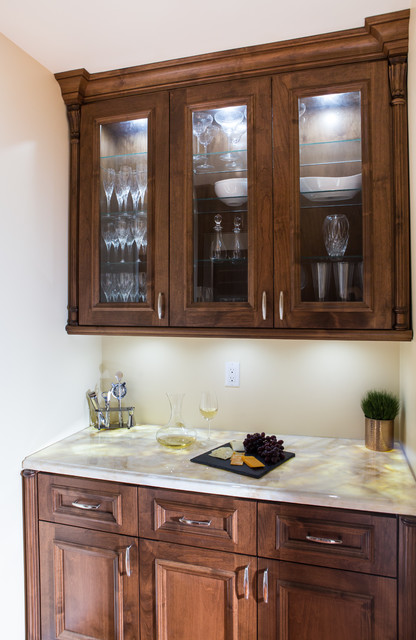 Pacific Palisades Kitchen and Master Bath - Mediterran - Hausbar - Los