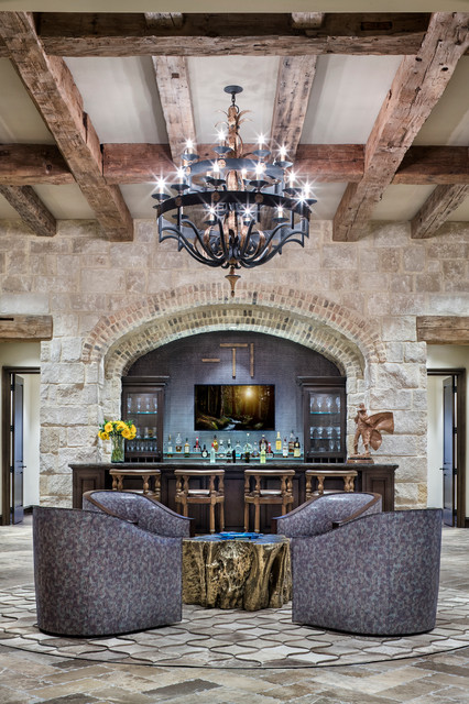 Ranch House - Mediterran - Hausbar - Austin - von JAUREGUI Architecture
