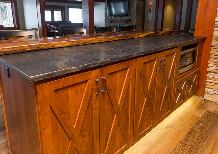 Rustic Home Wet Bar in Runnells, Iowa Traditional Home Bar Other