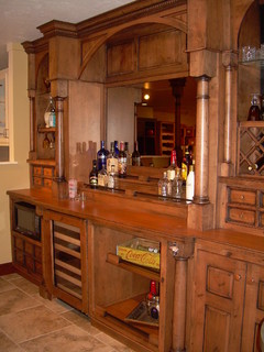 Rustic Maple Bar- De Pere Display - Home Bar - Other - by Valley ...