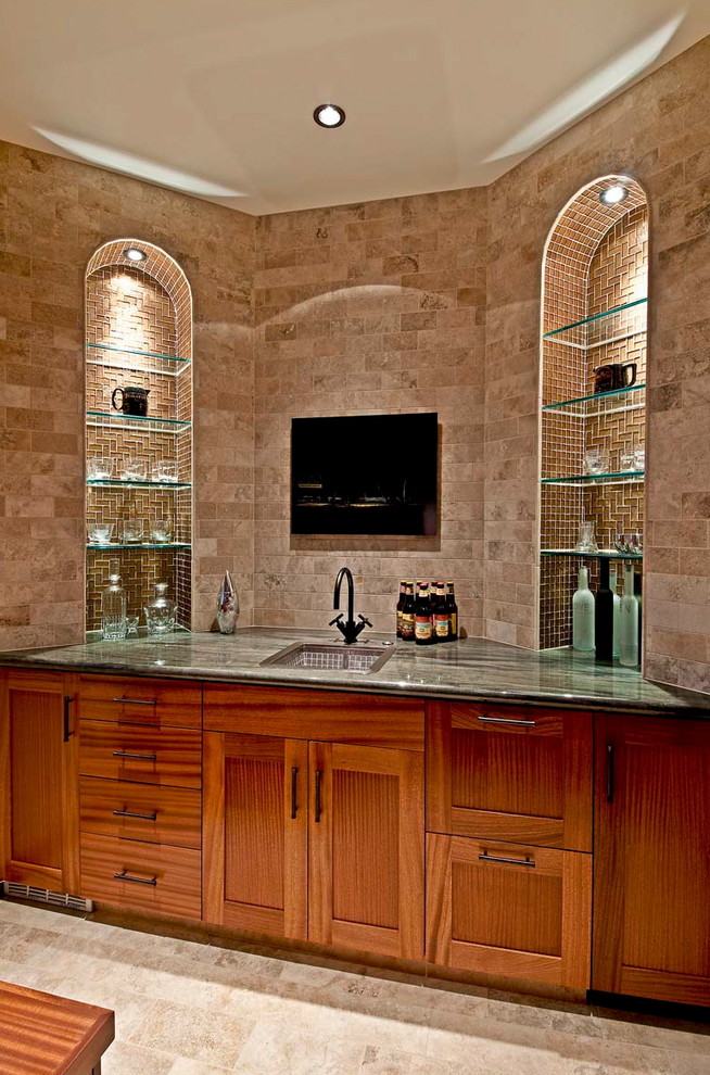 Photo of a world-inspired galley home bar in Hawaii with a built-in sink, shaker cabinets, medium wood cabinets and beige splashback.