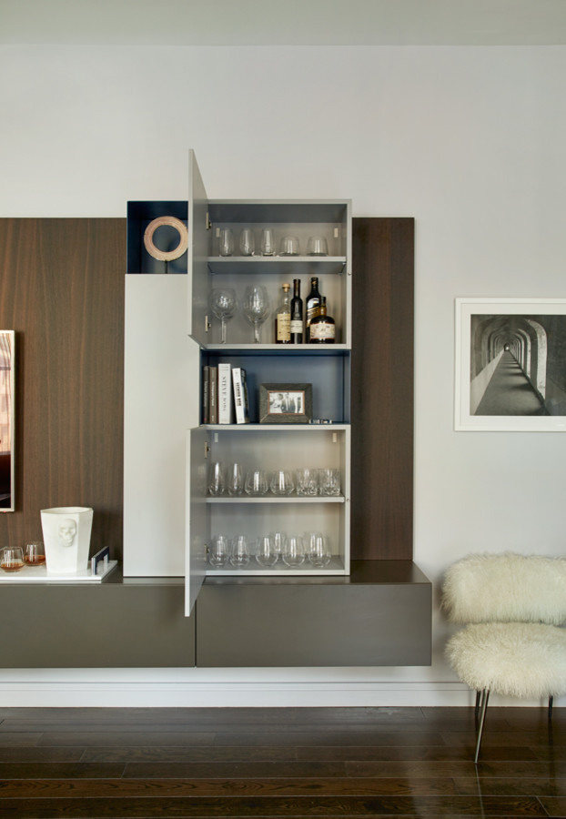 Inspiration for a contemporary home bar in New York.