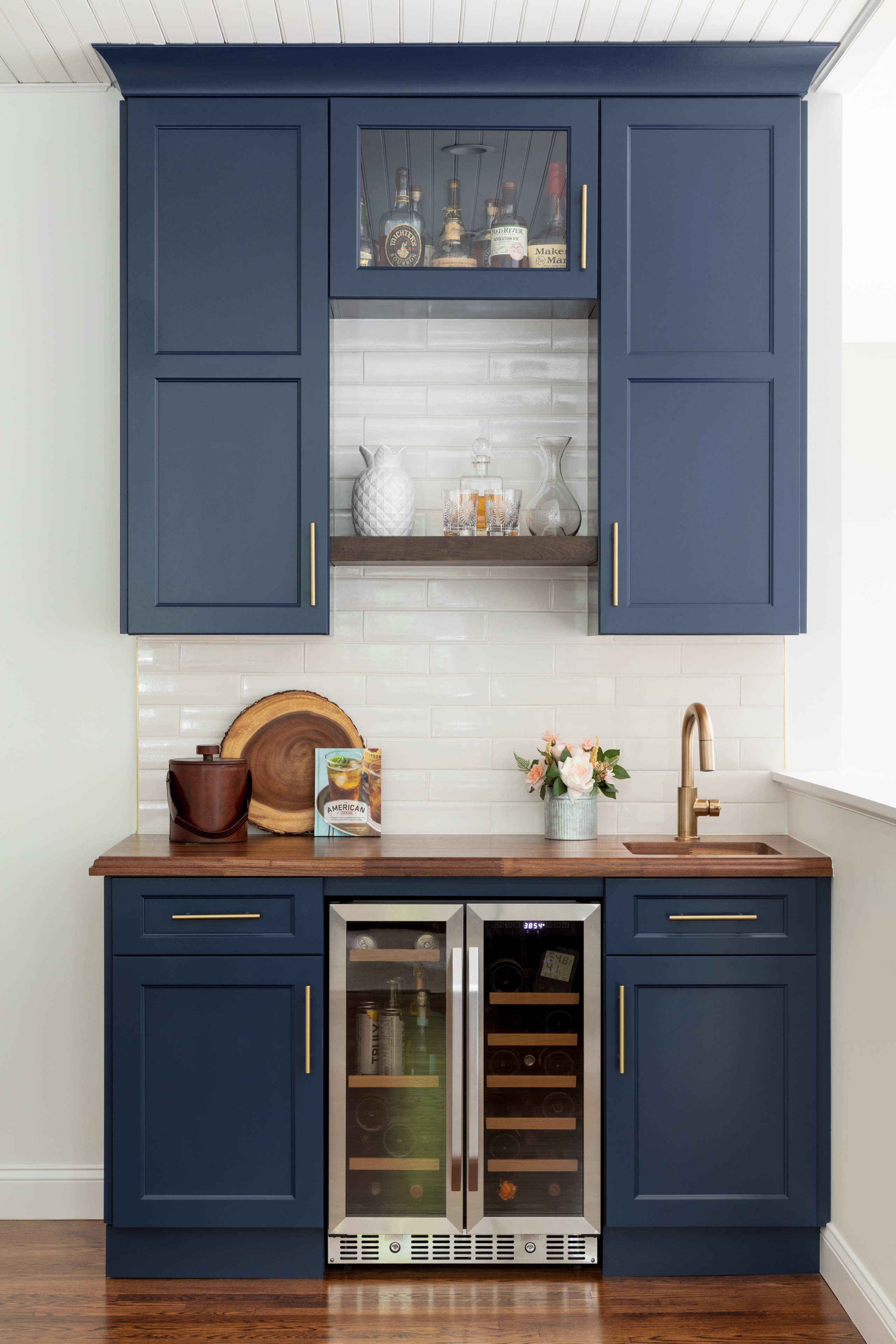 75 Home Bar with Blue Cabinets Ideas You'll Love - June, 2023 | Houzz