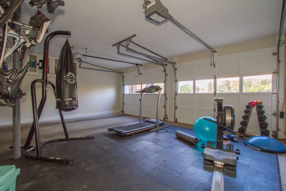 105 Greenleaf Lane, Easley, SC Home Gym Other by Cindy Fox Miller