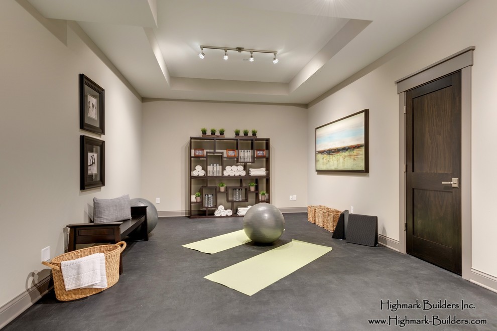Inspiration for a timeless home gym remodel in Minneapolis with beige walls