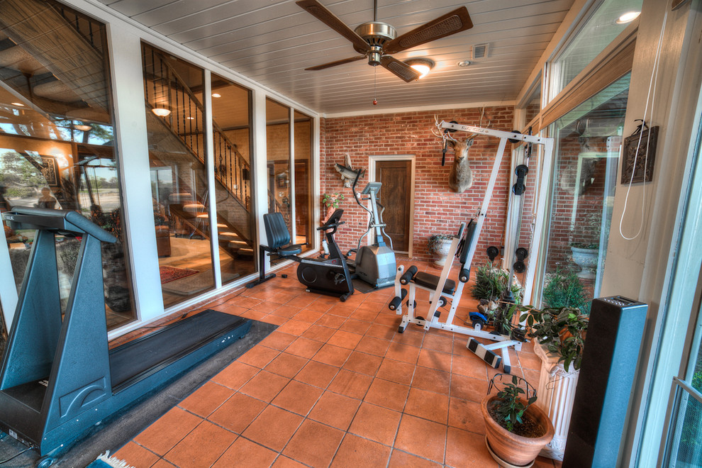 Example of a classic home gym design in Oklahoma City