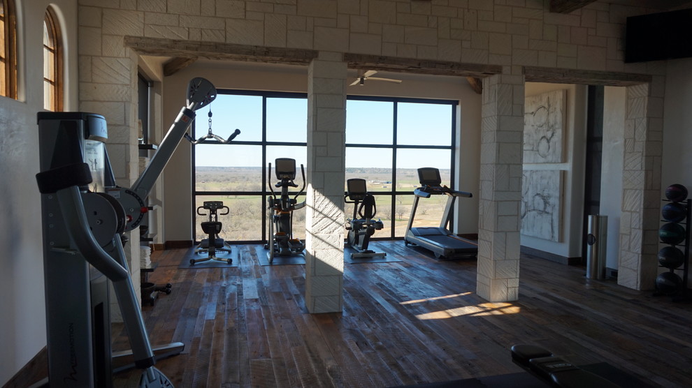 Inspiration for a modern home gym in Houston.